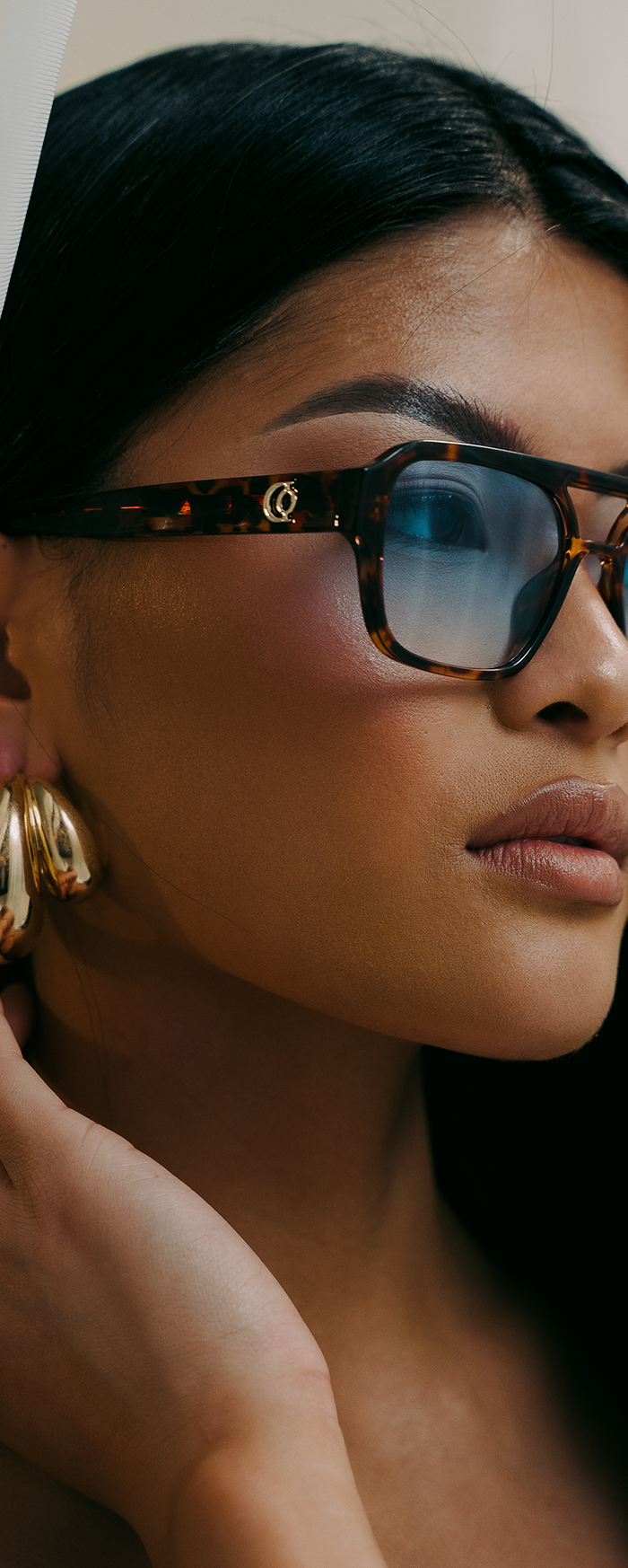 <h1><strong>NEW COLLECTION</strong></h1>